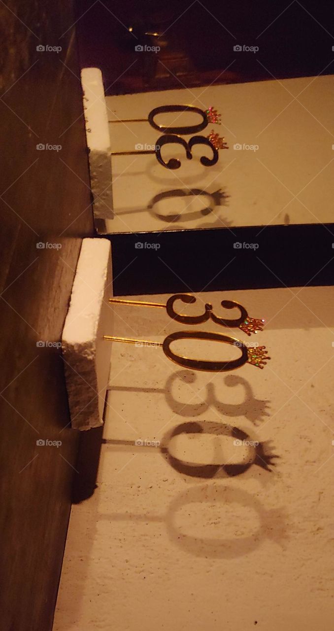 number with mirror captured