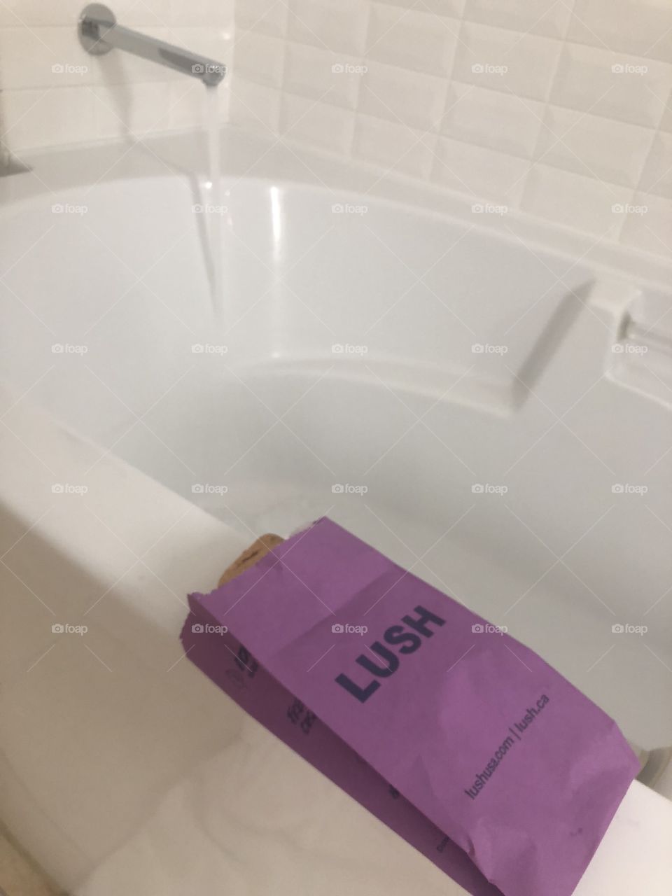 LUSH bath bombs 