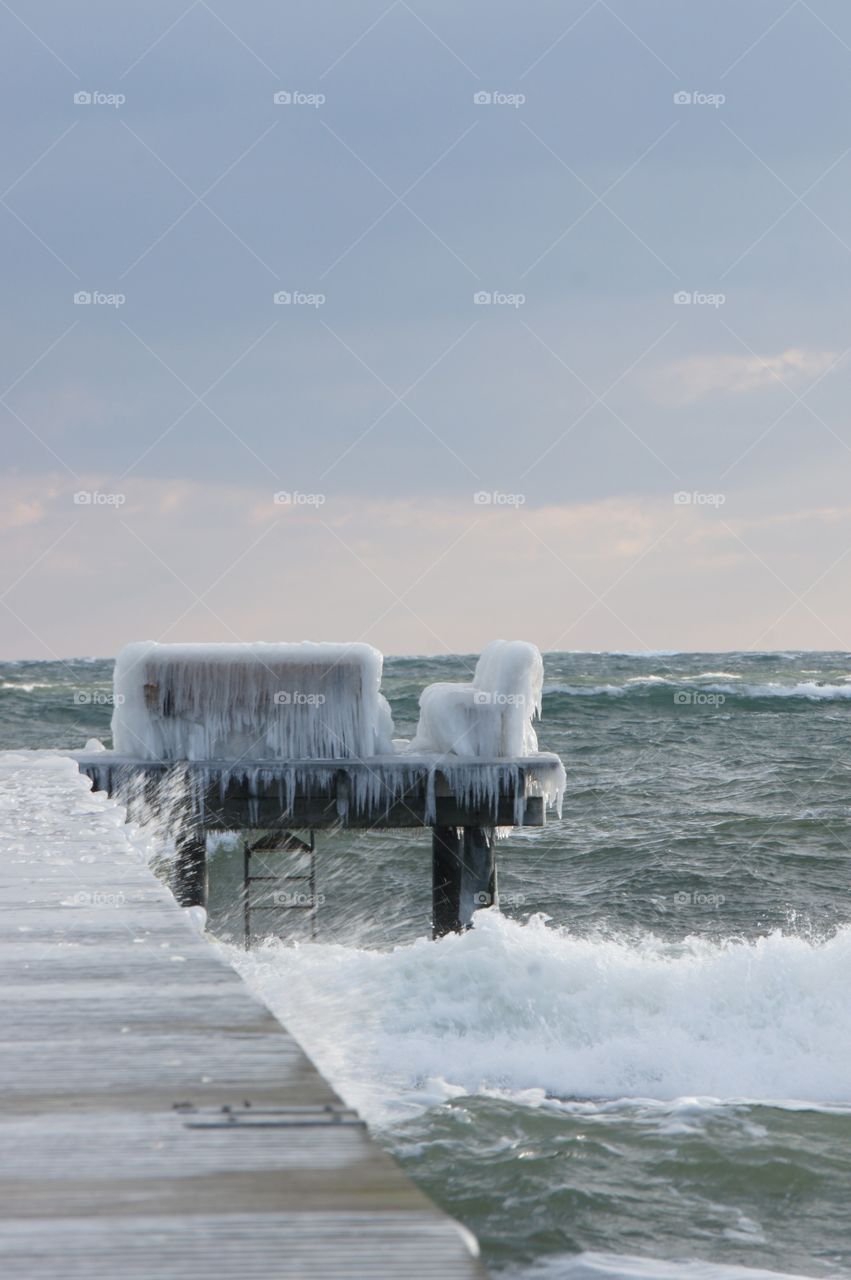 Winter on the jetty