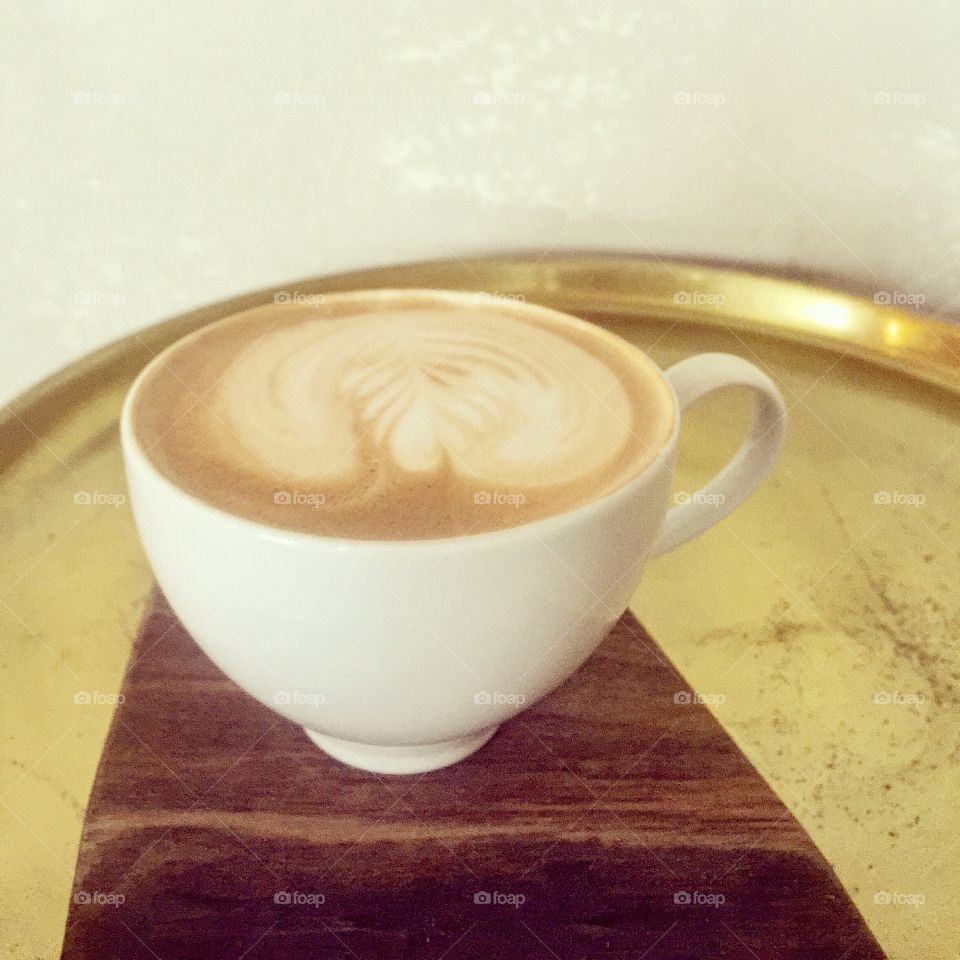 Latte with wood and gold