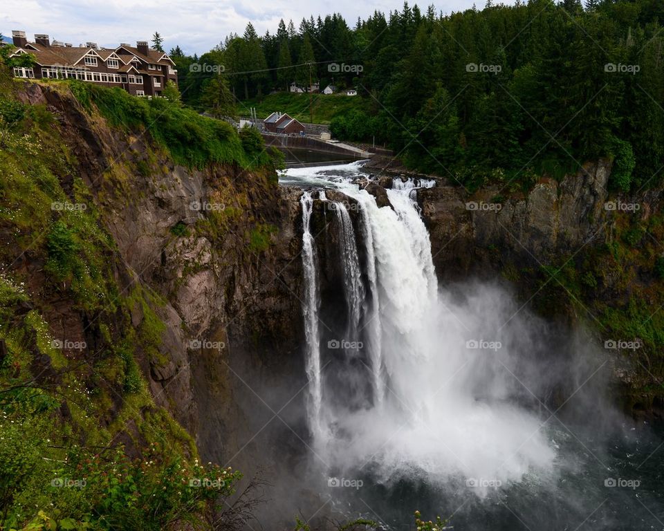 Snoqualmie Falls