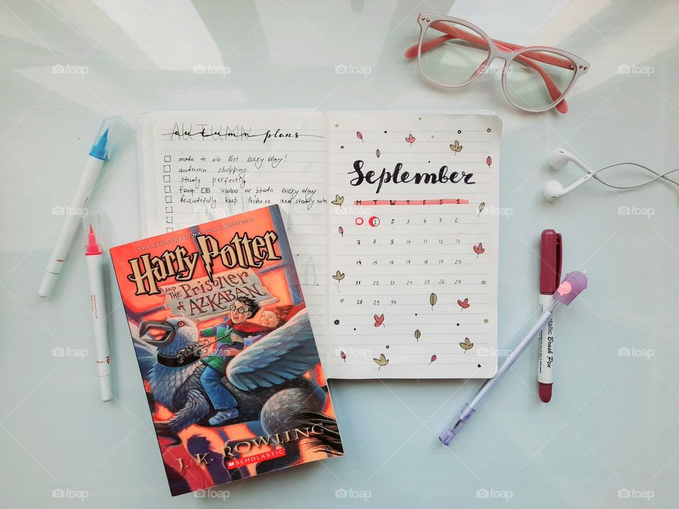 Hello Autumn. As for me, new month is literally new goals. The point that always exist in my plans is reading a new book. This autumn I'm going to read series of books by JK.Rowling, namely Harry Potter. The september began for me with a bucket list.