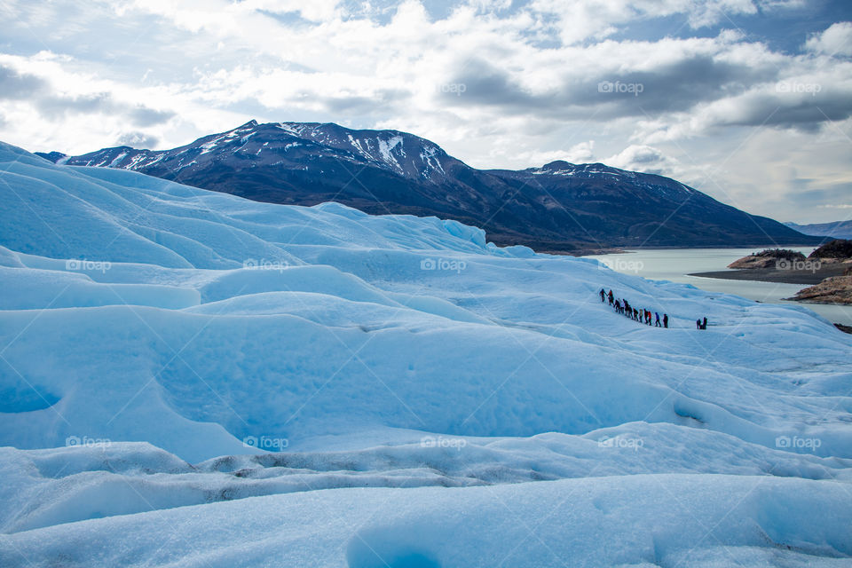 hiking perito moreno glacier