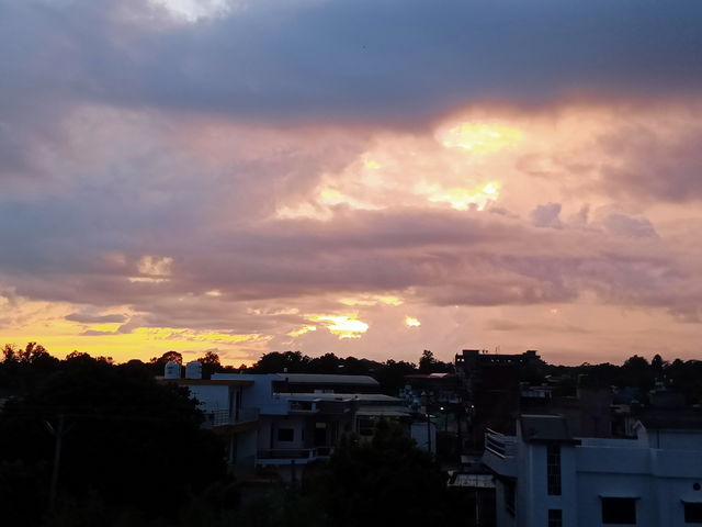 A monsoon evening: changing colours of the sky