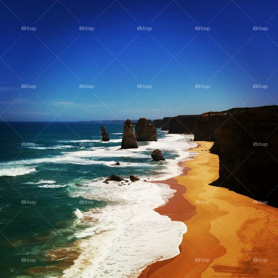 the Twelve Apostles along the Great Ocean Road, Australia