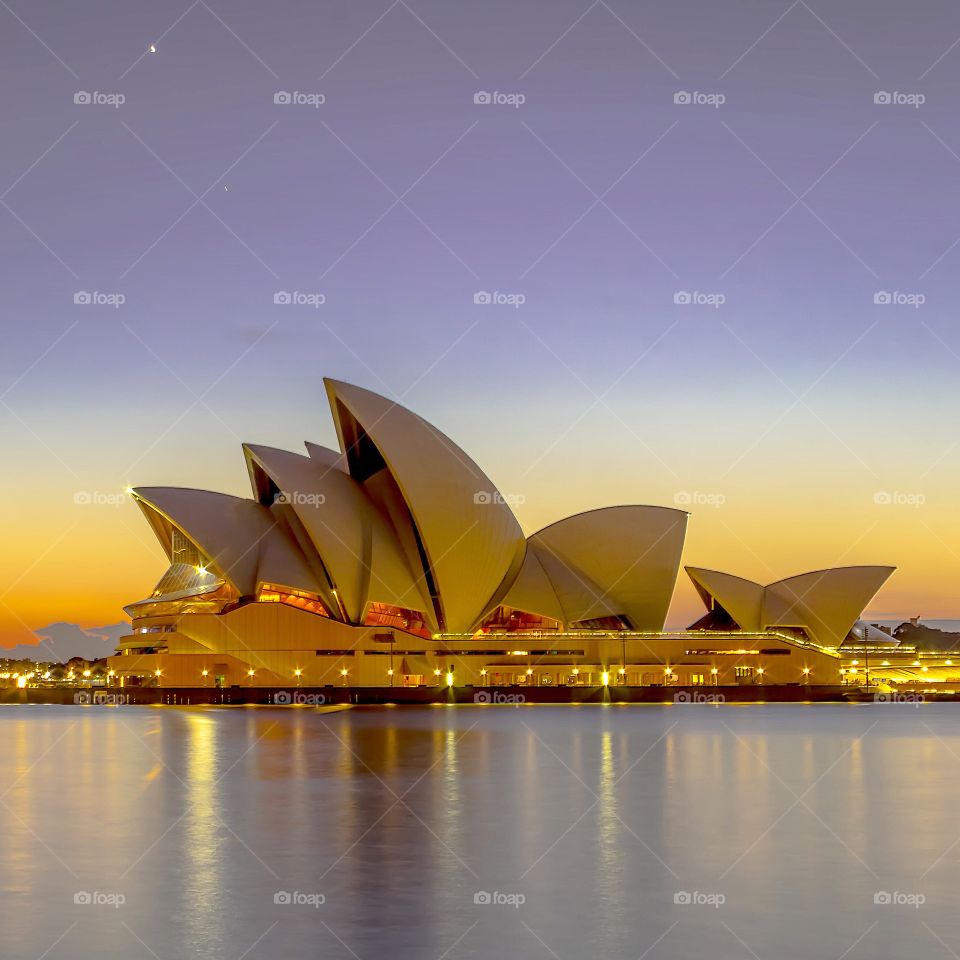 The iconic Sydney Opera House, Sydney, Australia... 