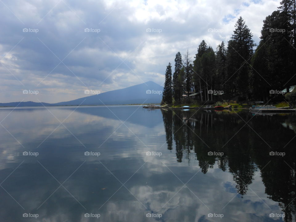 Mountain reflecting on klamath lake