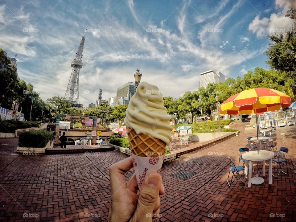 Enjoy my ice cream in Nagoya. It's a very hot day. This ice cream cone makes my day :)