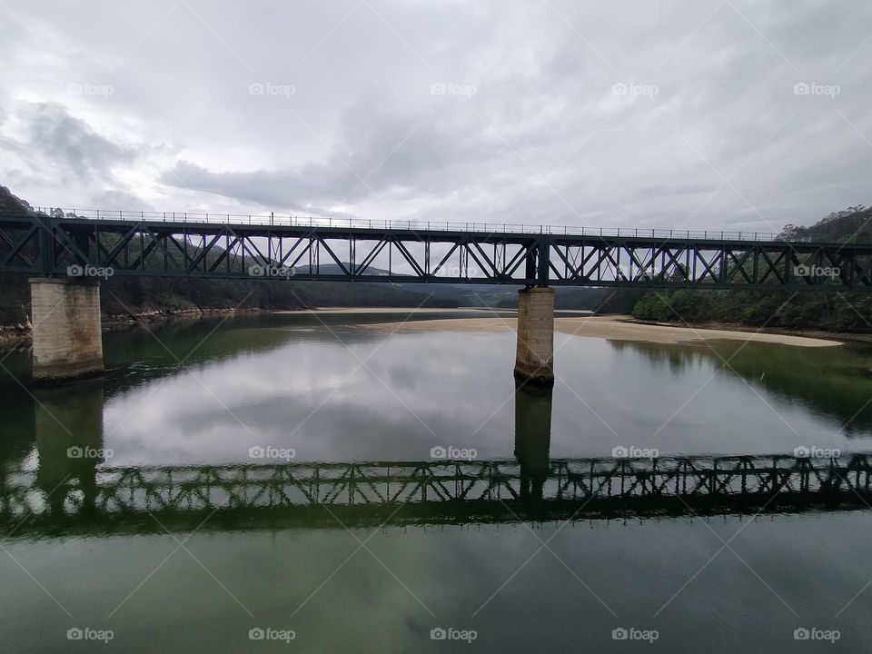 puente de hierro ferrocarril