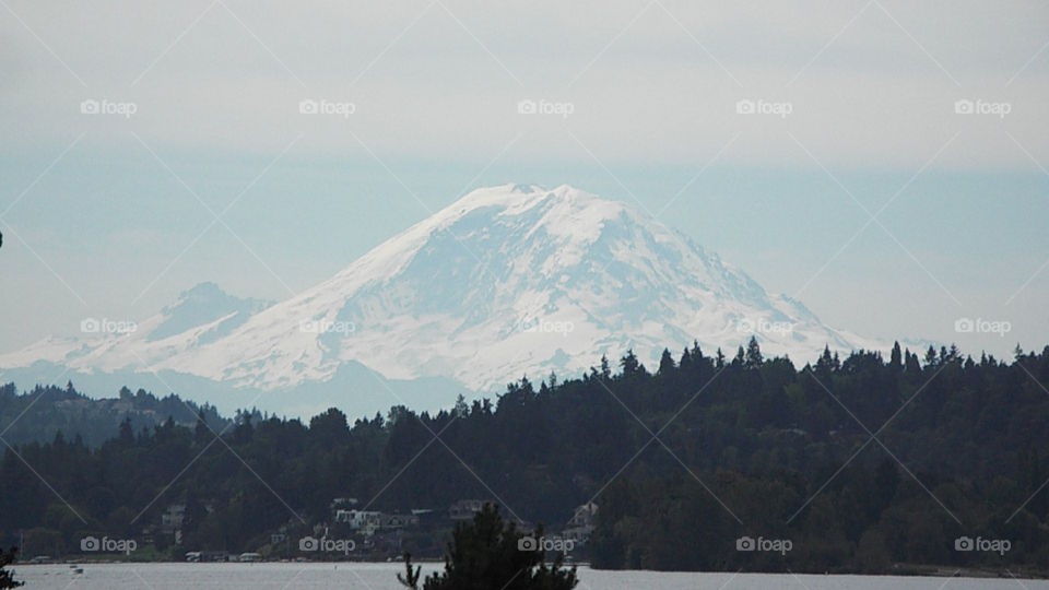Mt Rainier from Lake Washington
