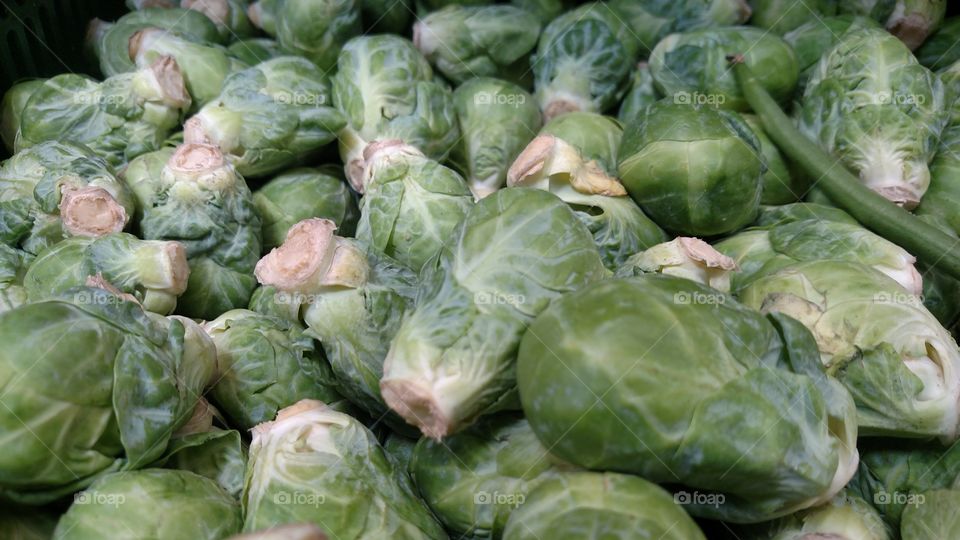 Market brussel sprouts.