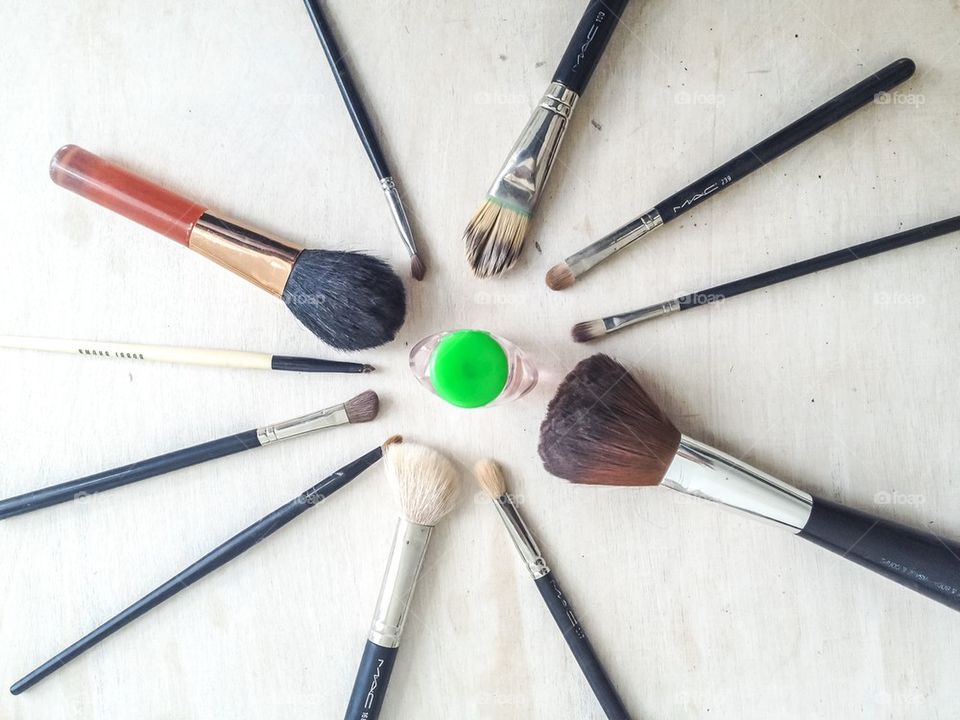 Make up tools