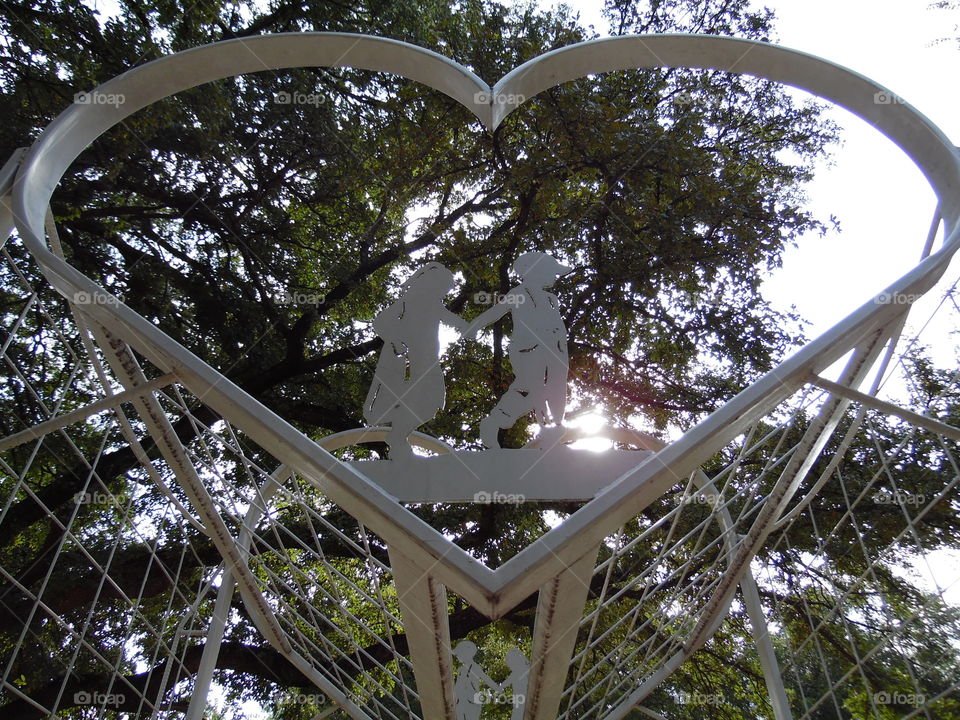 precious moments. This is a good place to take a picture with the one you love 😍. 👣 🚶 🏃 🔥 💨