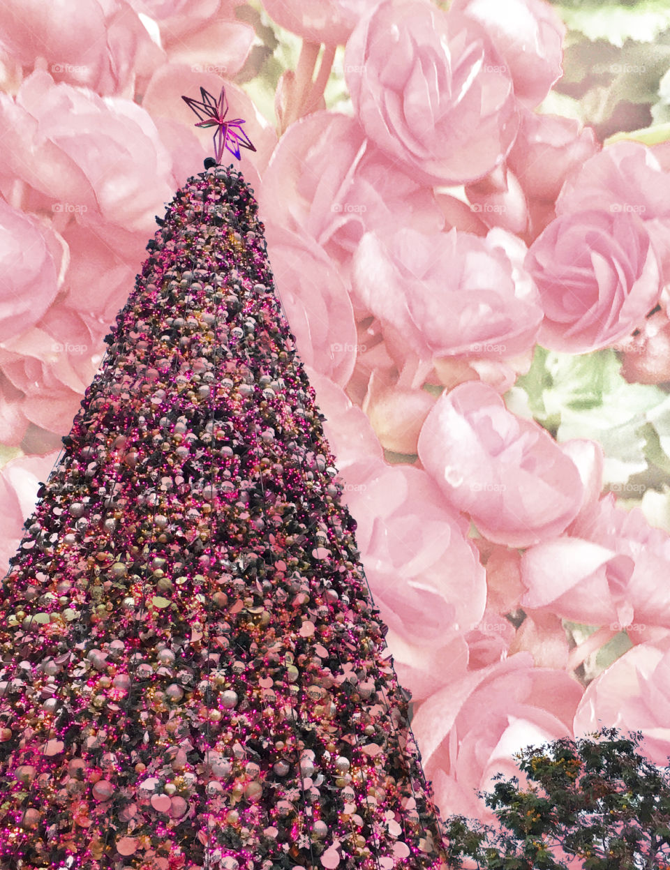 Merry Christmas,Christmas tree with pink flowers background