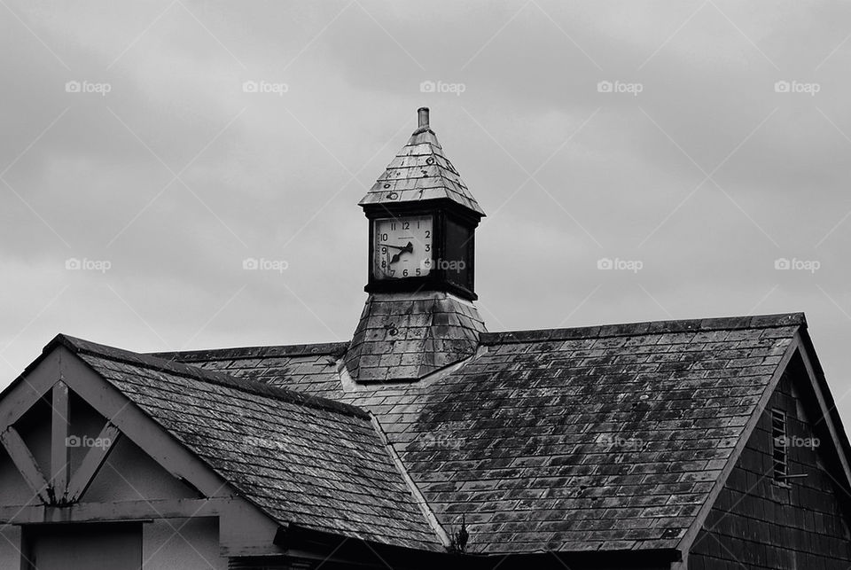 ROOF CLOCK