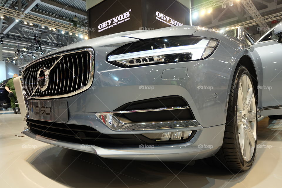 Volvo S90