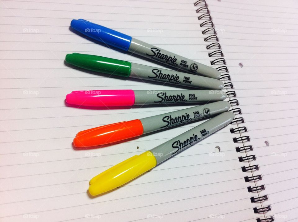 colourful sharpie pens 2