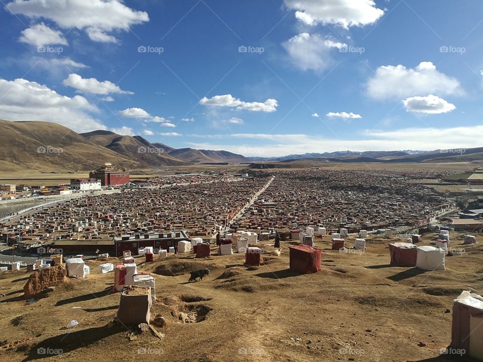 Yaqing Tibetan Buddhist Monastery for Nuns

Buddhism School and Monastery in Ganzi, Sichuan Province, China