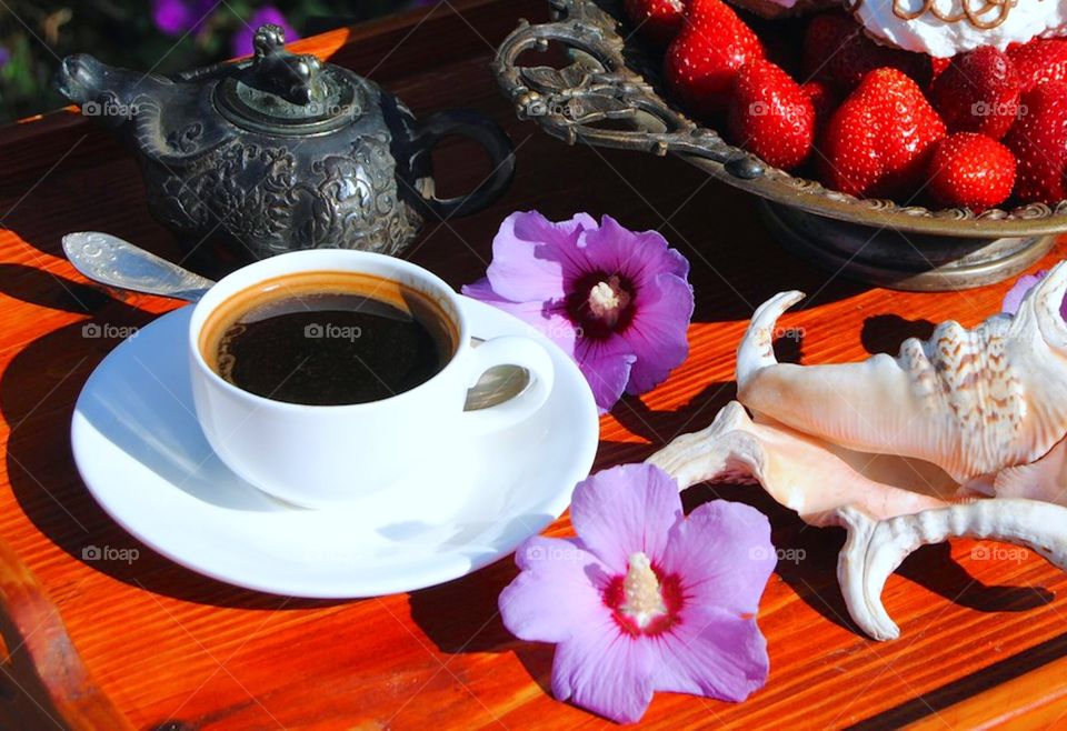 morning coffee with sea decoration 