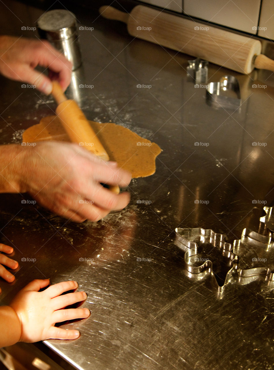 Baking Gingerbread . Baking Gingerbread 