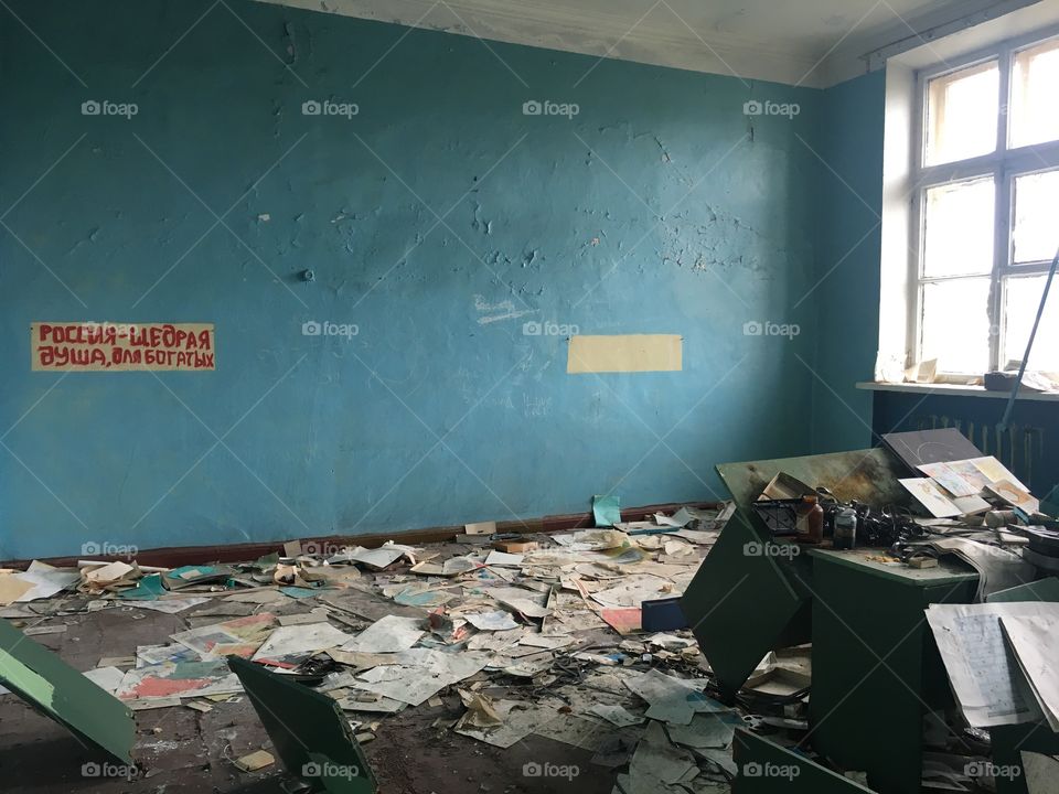 Abandoned school 