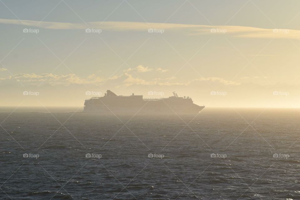 Cruise ship in the Morn