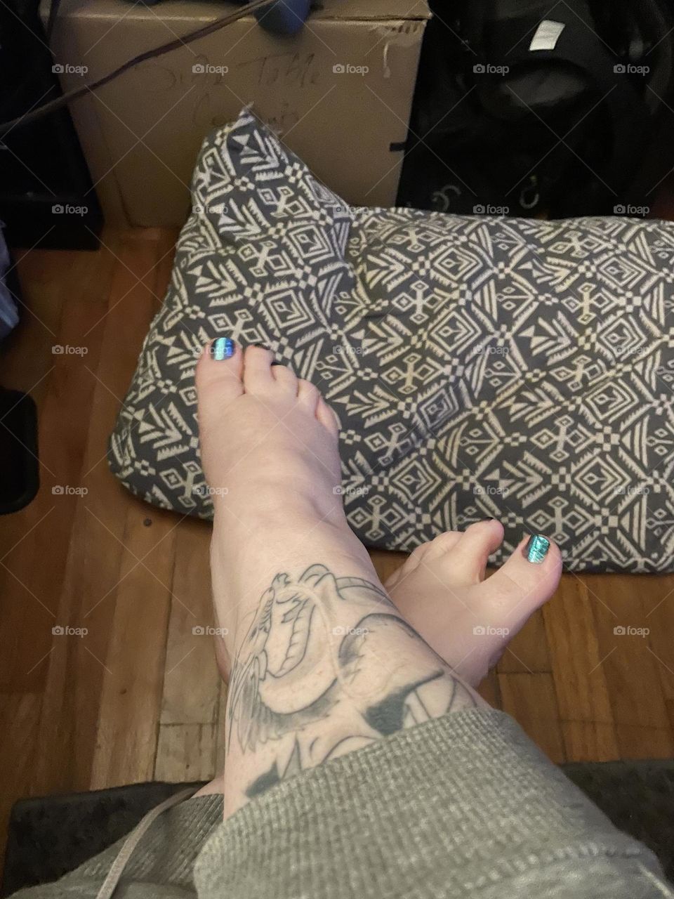 Sit still, look pretty