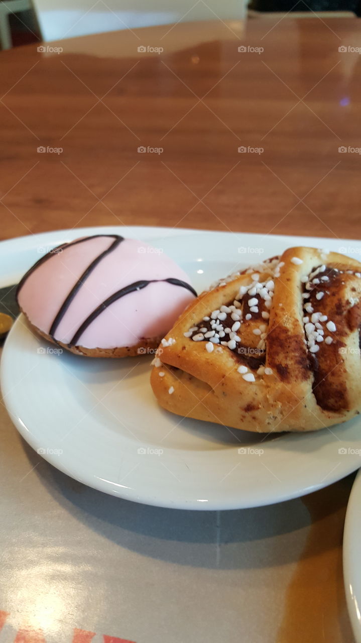 biskvi och kanelbulle