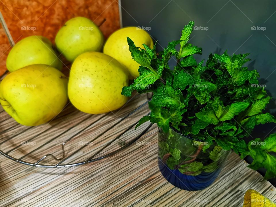 Color abstraction green yellow