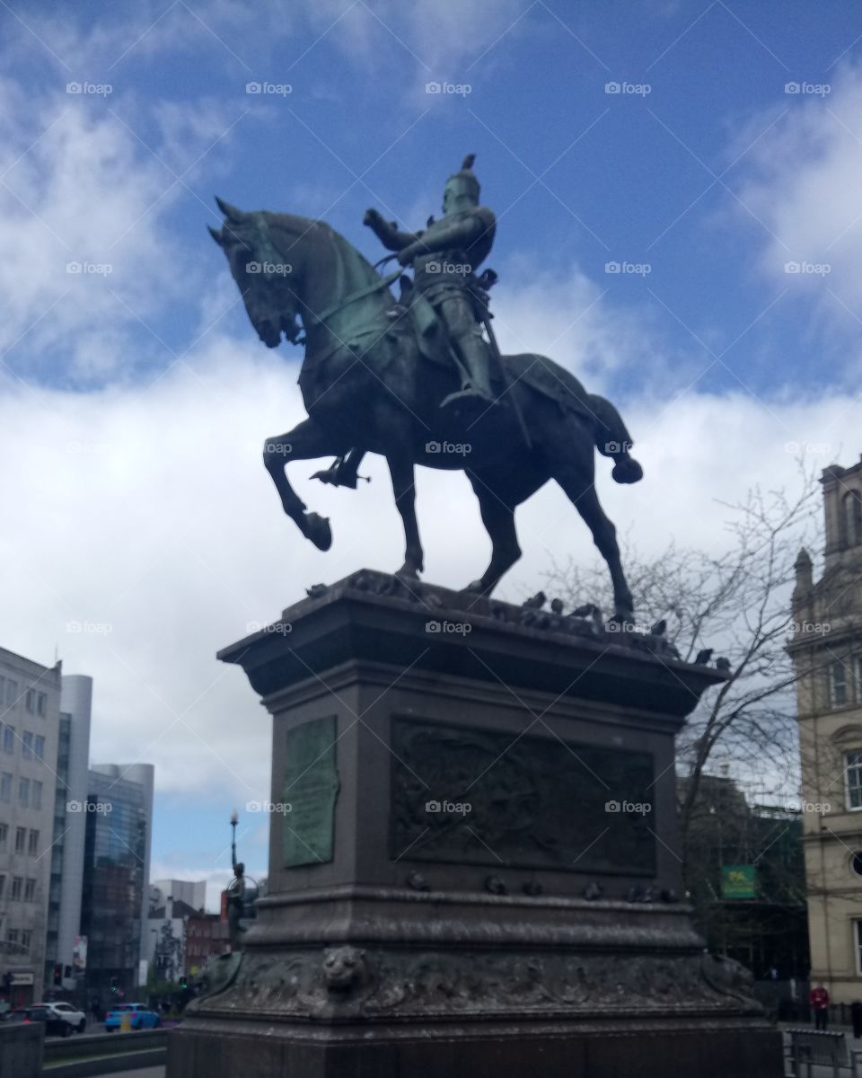 Statue leeds
