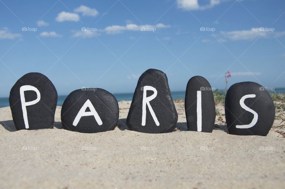 Paris, souvenir on black stones