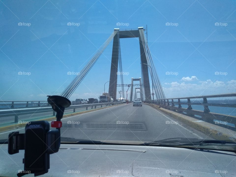puente sobre el lago de Maracaibo