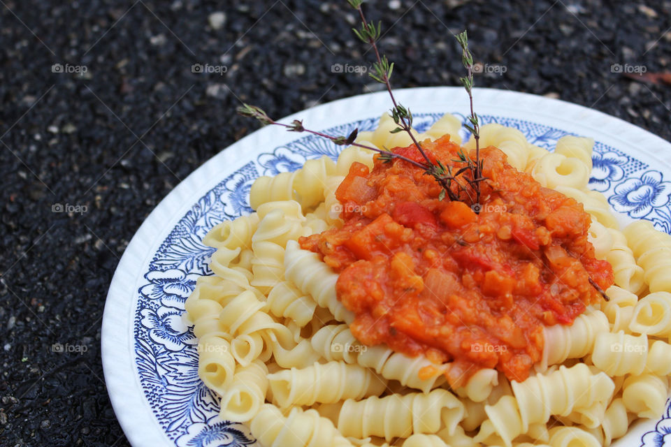 Vegan spaghetti bolognese