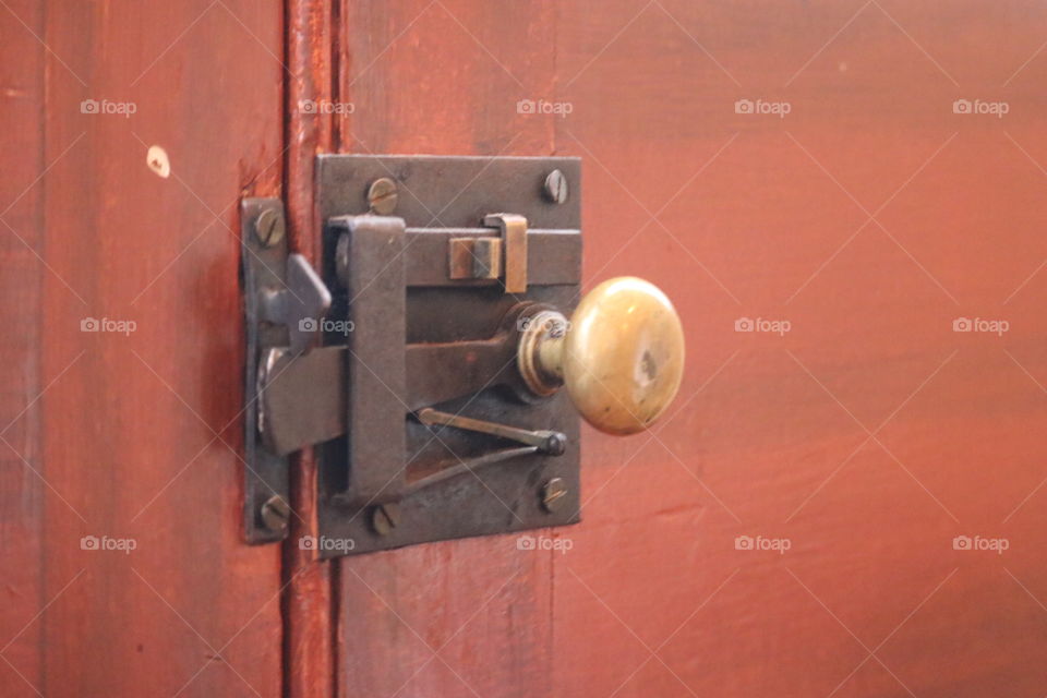 Door knob 