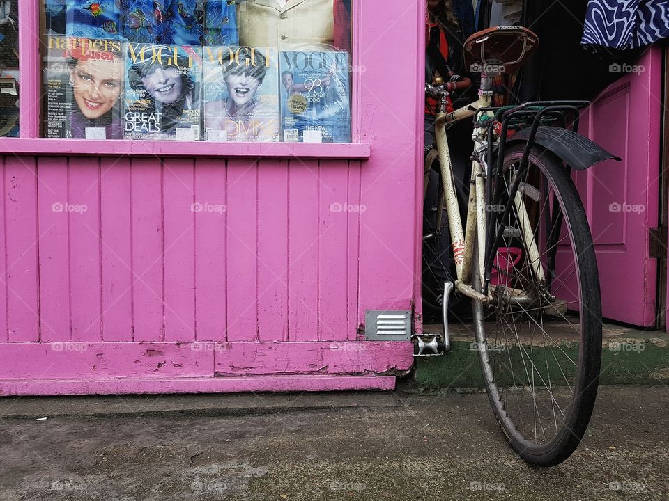 pink and the bike