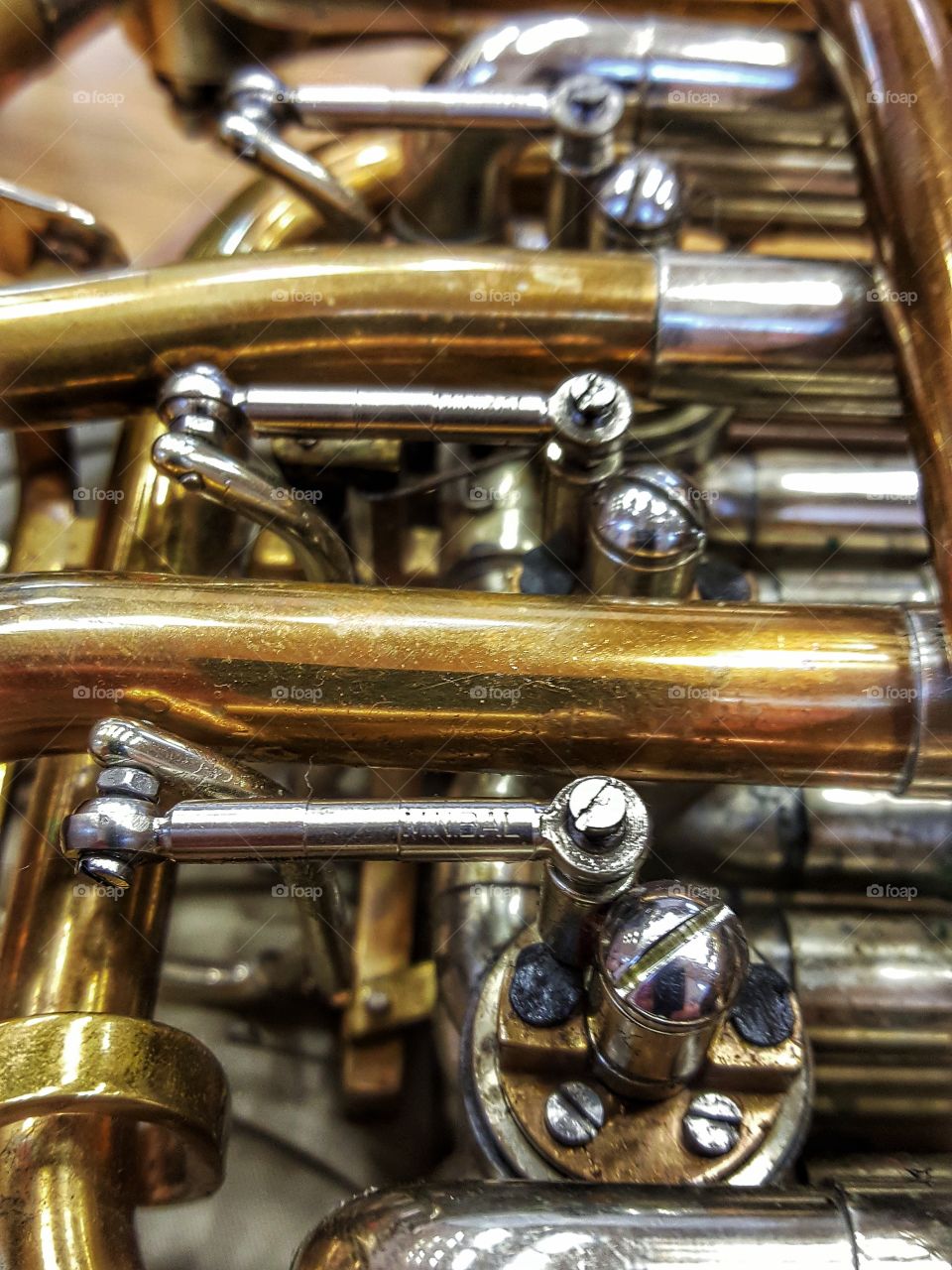 Horn workings