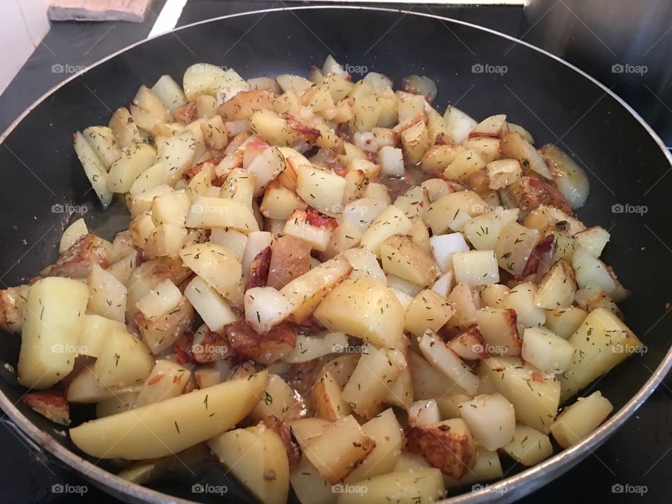 Diced new potato home fried herbed potatoes comfort food 