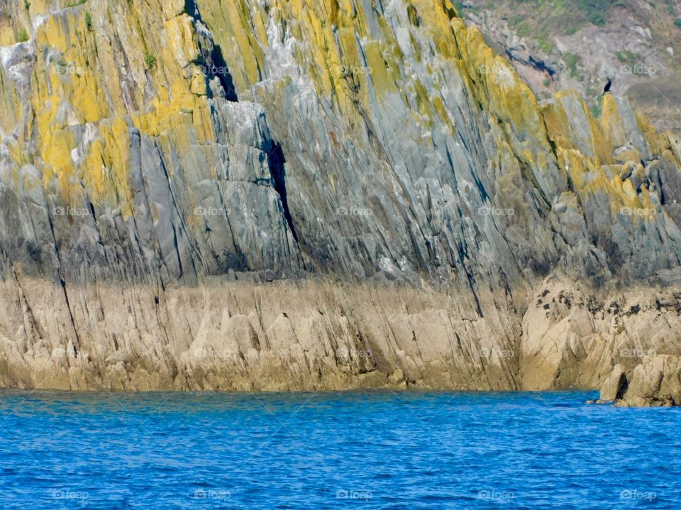 Tide marks on the cliffs at Bury Head, Devon