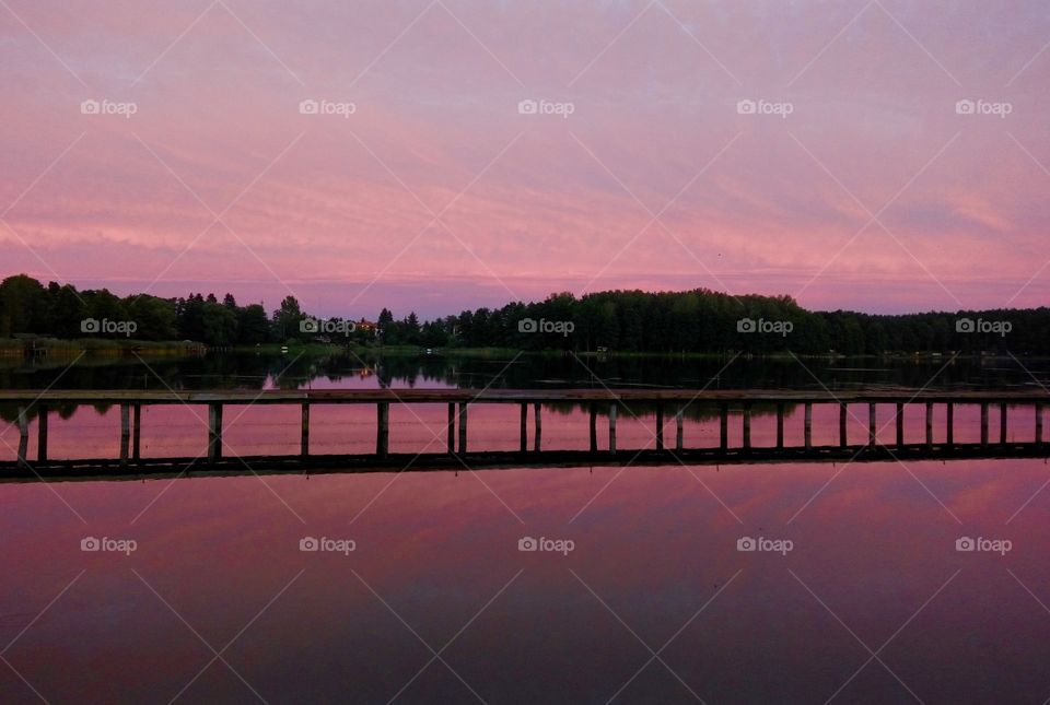 Pink sunset over the lake 