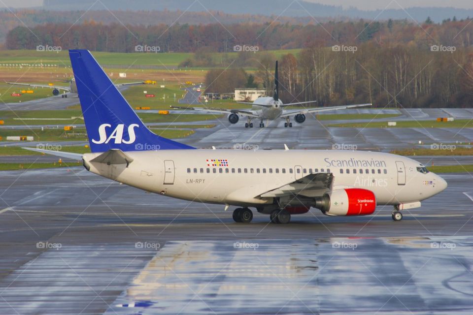 SAS AIRLINES B737-700 ZRH