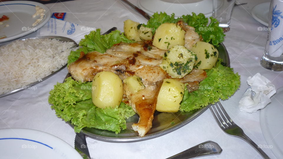 Garoupa with potatoes