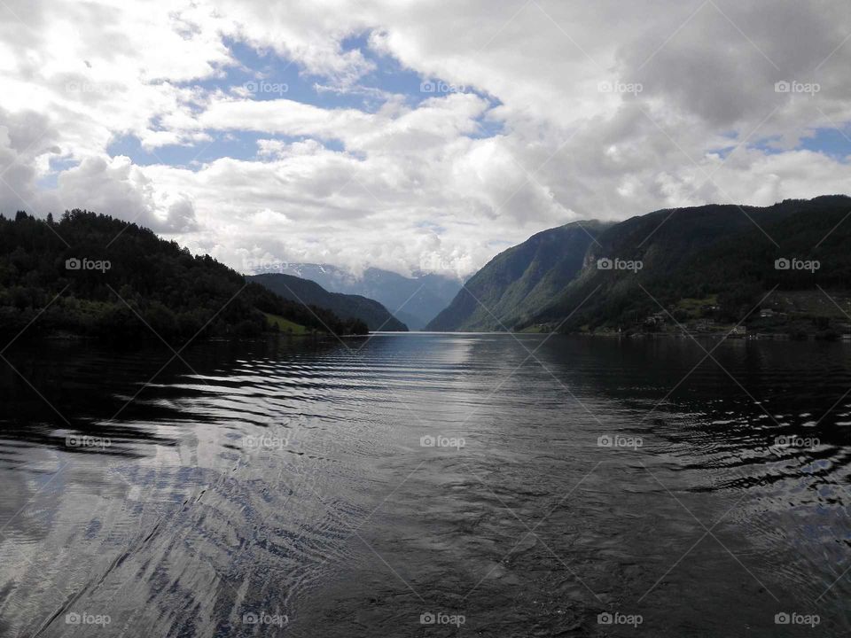 Amazing photos of the Norwegian fjords. In the Hardanger fjord. Shot on a smartphone. Unedited. I'll edit them if somebody shows interest. Send me a message.