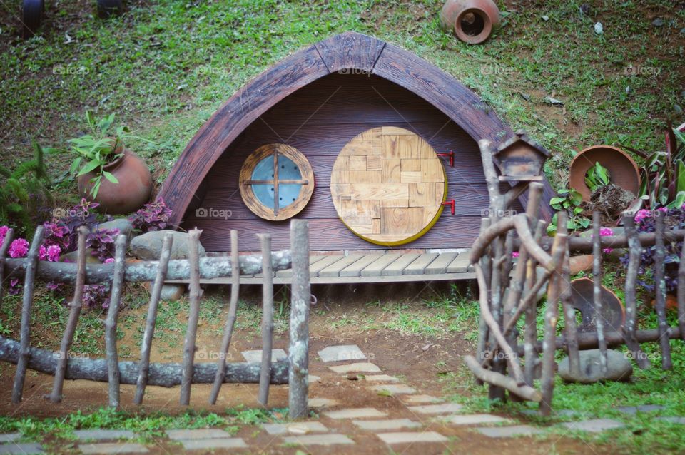 hobbits house