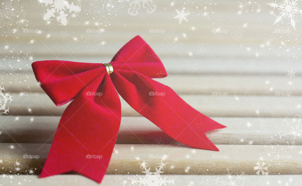 red bow decoration