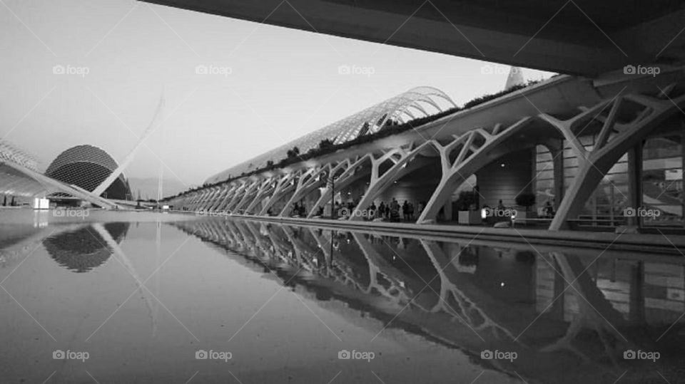 Construction#art#reflect#lake#bridge