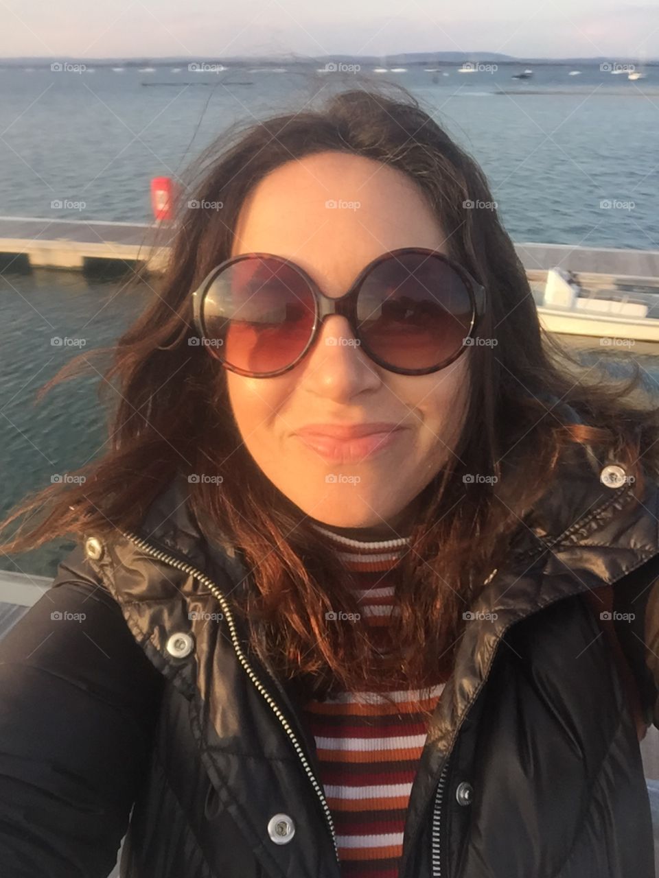 Seaside selfie woman 