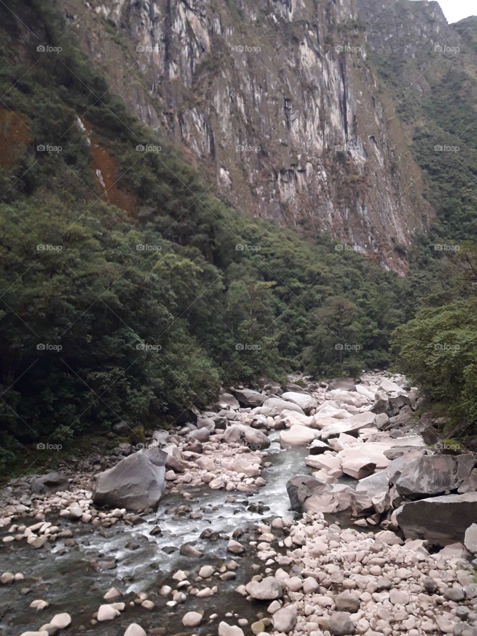 river in machu picchu
