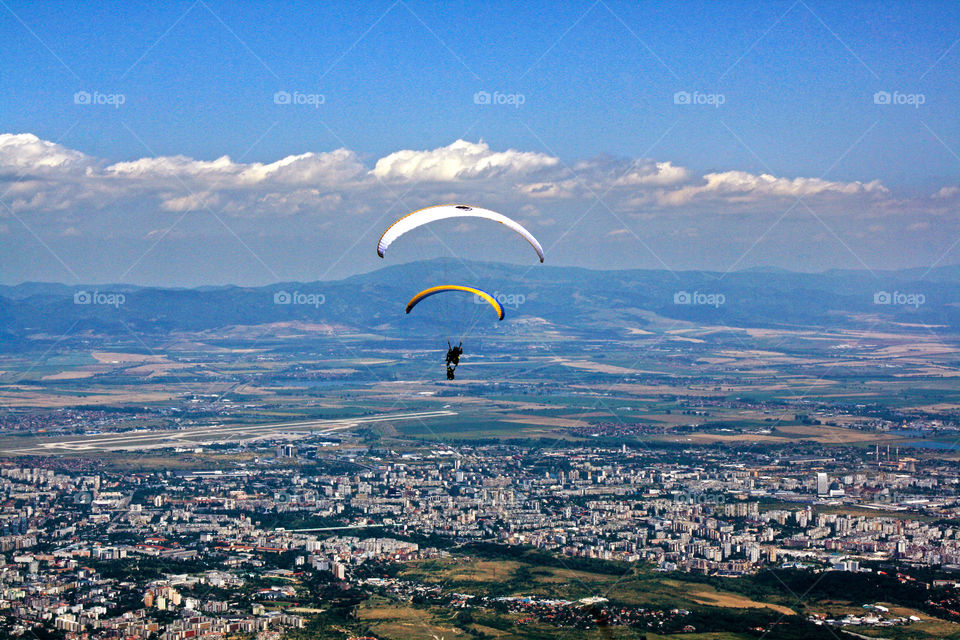 Paragliding over the city