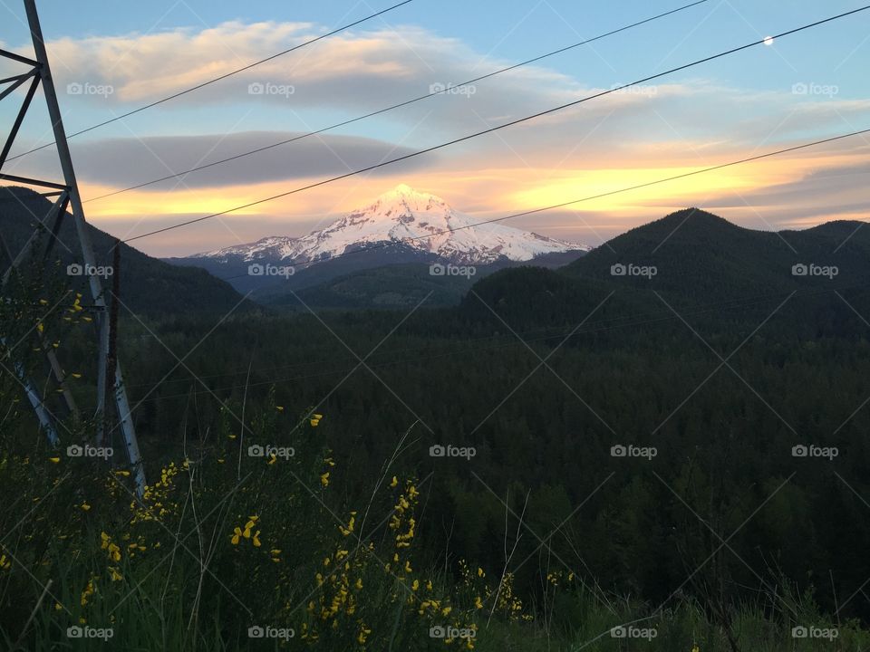 Sunset kissing mt hood . Weekend camping getaway 