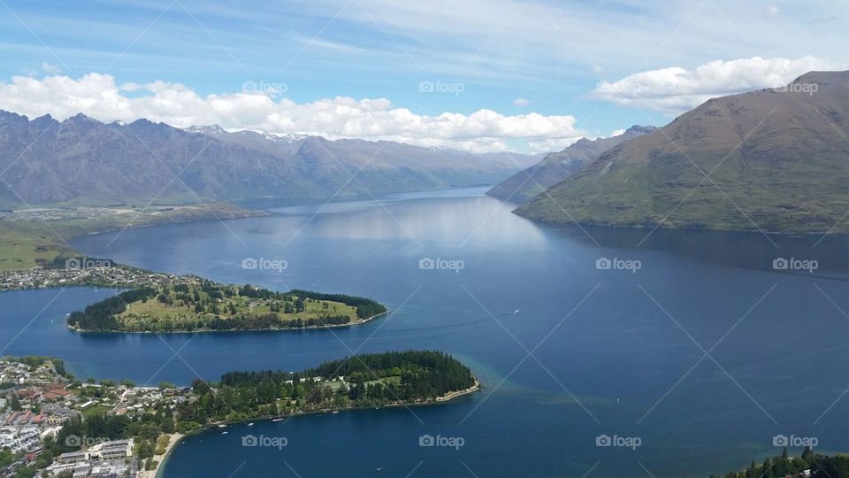 Queenstown NZ, Southern Alps and Wakatipu Lake